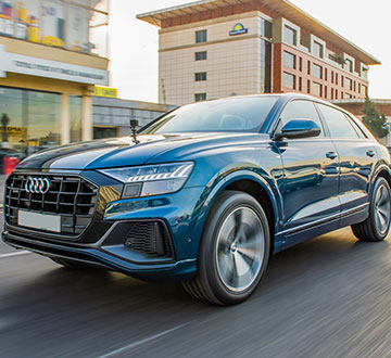 Audi Q8 фото